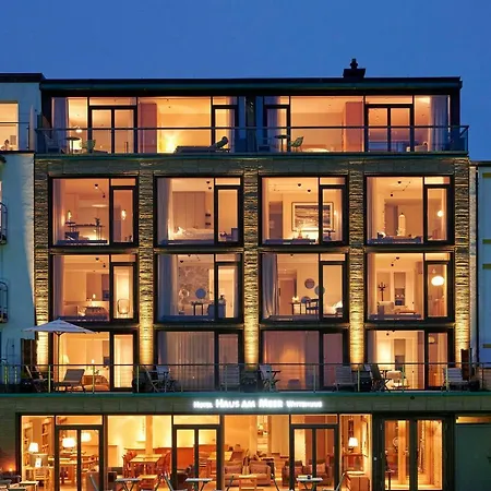 Haus Am 4*